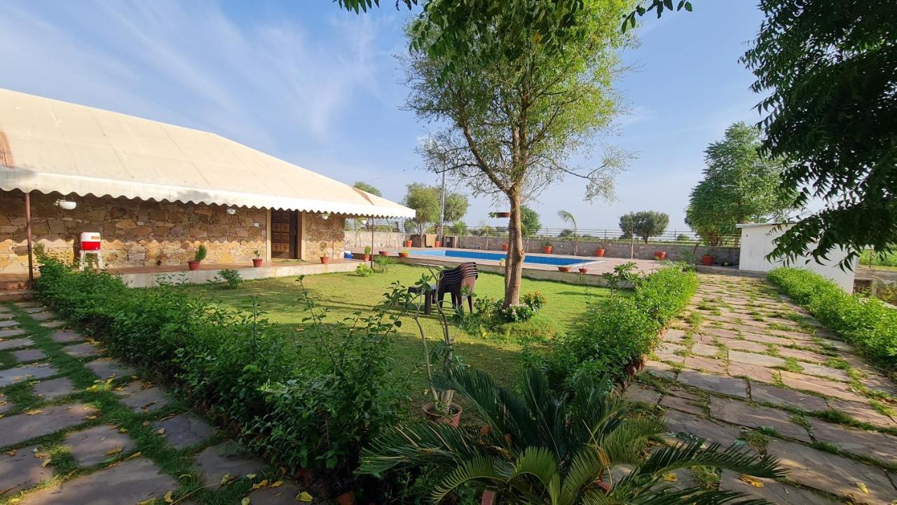 The Rustic Villa, A Stay With Luxuries Amenities And Exotic Nature 자이푸르 외부 사진
